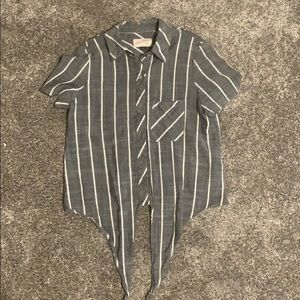 Very cute button up tee